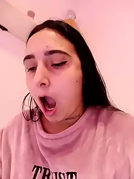 Snapshot of Juanamd1 chatting on February 7, 12:17 pm Juanamd1 online show from February 7, 12:17 pm