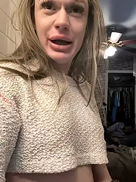 ImCarolinaCutiexxx online show from November 20, 6:41 pm