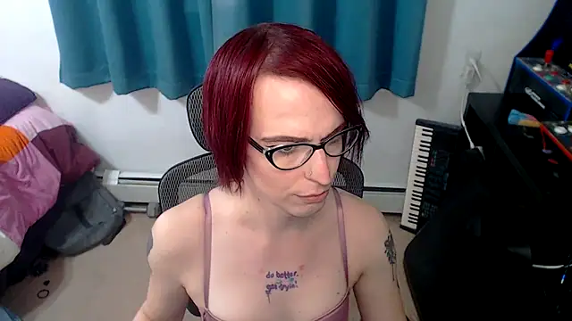 Snapshot of RyffBurnz chatting on November 6, 6:23 pm RyffBurnz online show from November 6, 6:23 pm