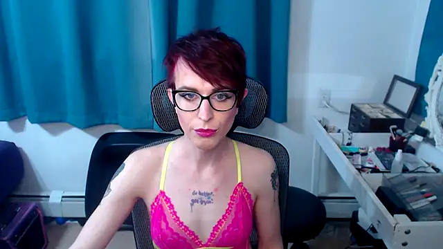 Snapshot of RyffBurnz chatting on March 12, 9:56 pm RyffBurnz online show from March 12, 9:56 pm