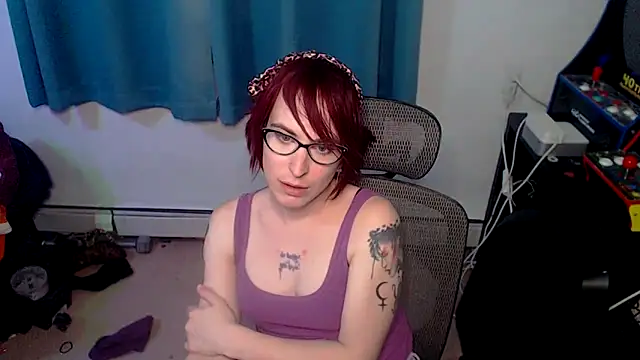 RyffBurnz online show from February 6, 11:45 pm