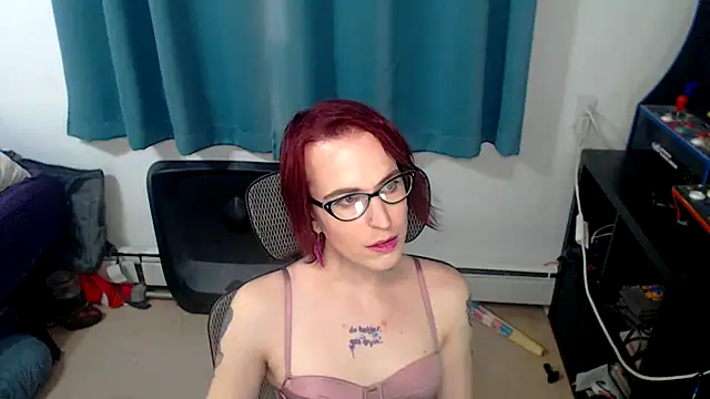 Snapshot of RyffBurnz chatting on November 25, 5:02 pm RyffBurnz online show from November 25, 5:02 pm