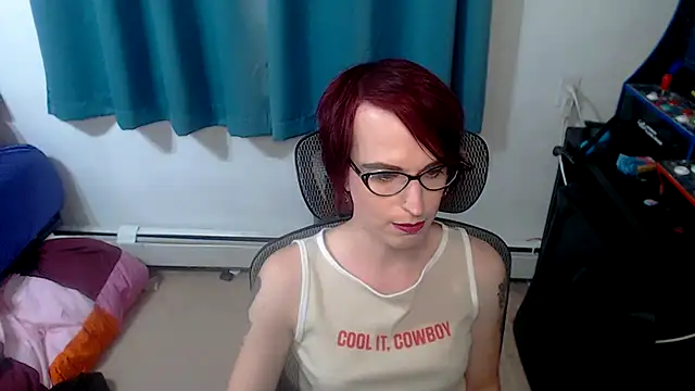 Snapshot of RyffBurnz chatting on October 7, 6:53 pm RyffBurnz online show from October 7, 6:53 pm