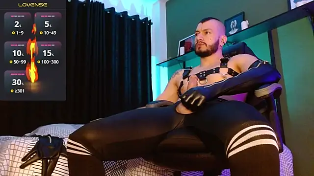 castle 87 online show from November 25, 9:26 pm