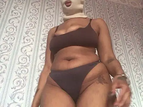 nolotymfcXo online show from March 13, 1:27 pm