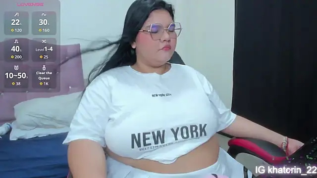 Snapshot of april_lopez6 chatting on September 18, 1:52 am april lopez6 online show from September 18, 1:52 am