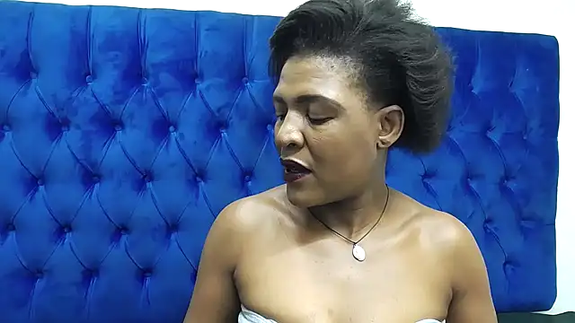 SpicyQueenxxxx online show from May 16, 11:37 pm