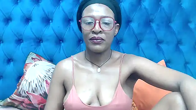 SpicyQueenxxxx online show from March 14, 6:03 pm