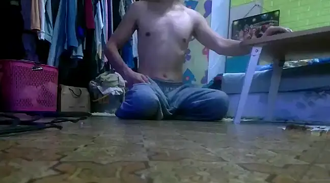 Snapshot of zhan7965 chatting on December 3, 7:06 pm zhan7965 online show from December 3, 7:06 pm