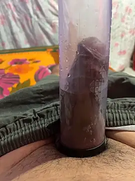 Snapshot of king_cum_ chatting on December 5, 2:59 pm king cum online show from December 5, 2:59 pm