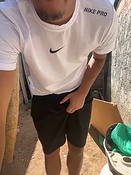 Snapshot of king_cum_ chatting on December 3, 11:42 am king cum online show from December 3, 11:42 am