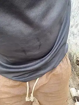 Snapshot of king_cum_ chatting on December 15, 5:41 pm king cum online show from December 15, 5:41 pm