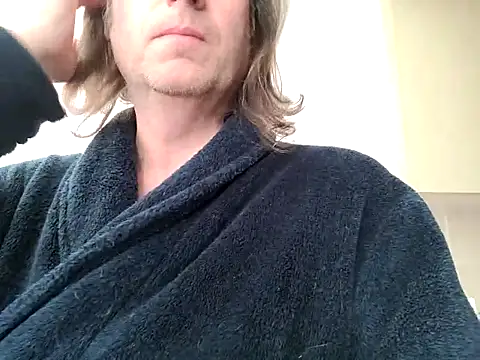 JulianJ50 online show from March 3, 9:34 am