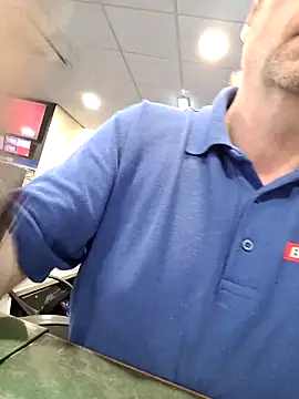 JulianJ50 online show from March 1, 8:31 pm