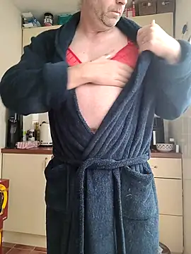 JulianJ50 online show from January 14, 2:20 pm