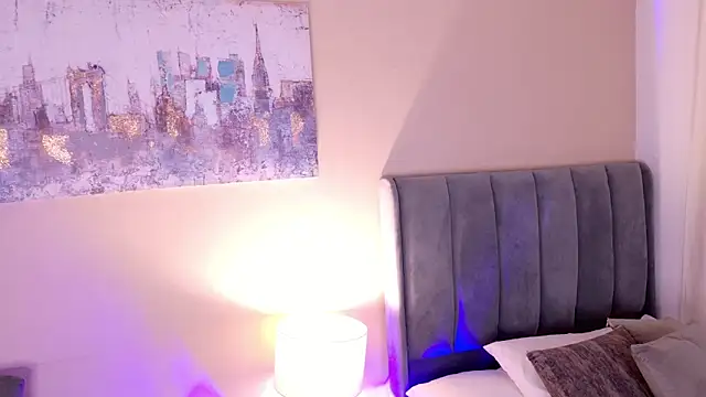 dakotaa   online show from March 10, 7:40 pm