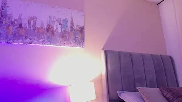 dakotaa   online show from March 13, 7:19 pm