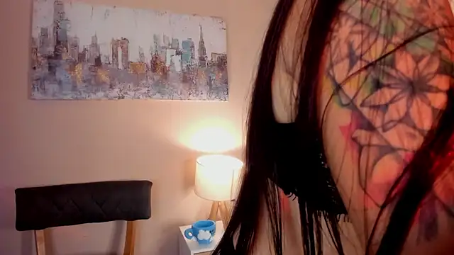 dakotaa   online show from February 11, 8:10 pm