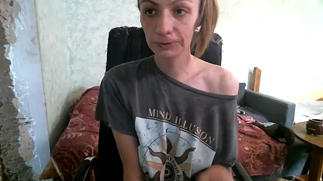 DennisXCaroll online show from February 24, 9:10 am