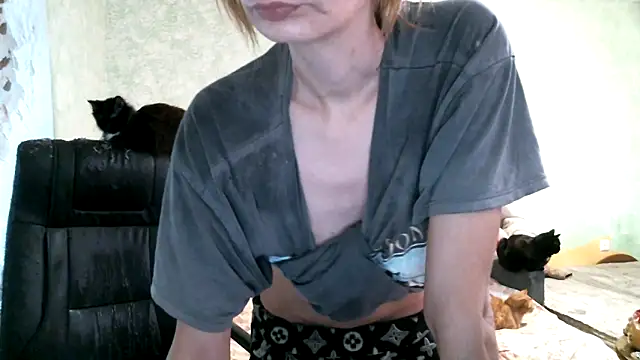 DennisXCaroll online show from February 20, 6:48 am