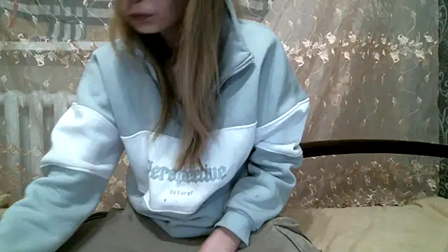 DennisXCaroll online show from February 16, 6:32 pm