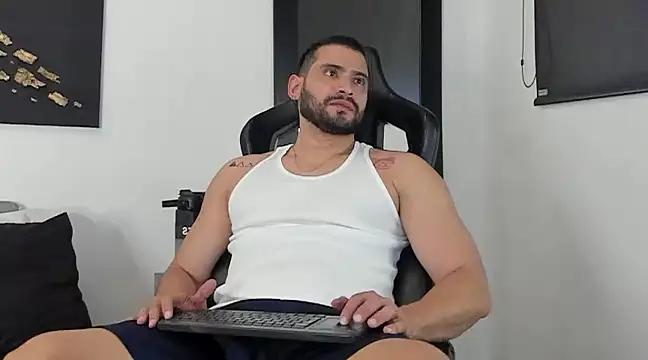 Dereck vega online show from January 29, 9:28 pm