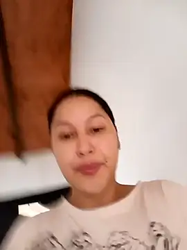 Snapshot of SamaraJay1 chatting on May 31, 6:53 pm SamaraJay1 online show from May 31, 6:53 pm