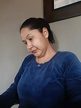 Snapshot of SamaraJay1 chatting on July 10, 2:50 pm SamaraJay1 online show from July 10, 2:50 pm