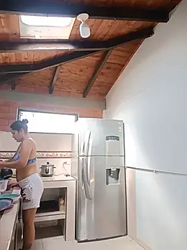 Snapshot of SamaraJay1 chatting on May 29, 2:12 pm SamaraJay1 online show from May 29, 2:12 pm