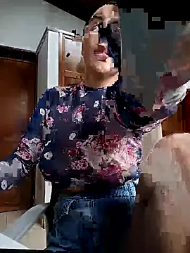 SamaraJay1 online show from March 8, 3:04 pm