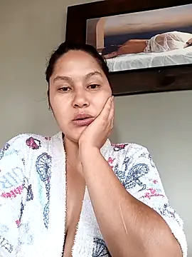 Snapshot of SamaraJay1 chatting on April 23, 1:24 pm SamaraJay1 online show from April 23, 1:24 pm
