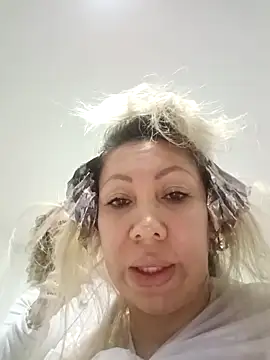 coral smitth online show from November 30, 7:36 pm