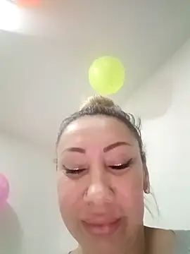 coral smitth online show from November 10, 4:12 pm