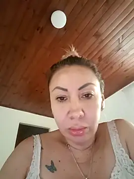 coral smitth online show from April 12, 6:11 pm