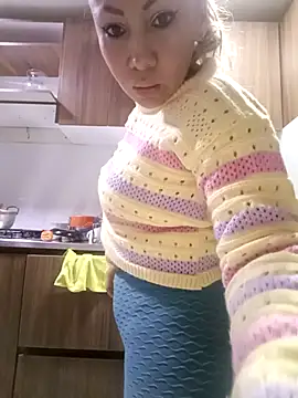 coral smitth online show from December 5, 6:50 pm