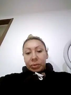 coral smitth online show from November 6, 3:05 pm