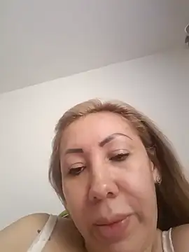 coral smitth online show from May 13, 1:40 pm