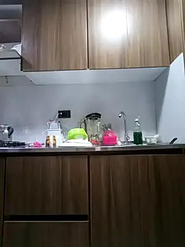 coral smitth online show from March 3, 6:15 pm