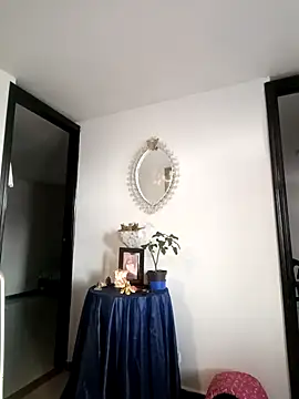 coral smitth online show from September 17, 5:59 pm