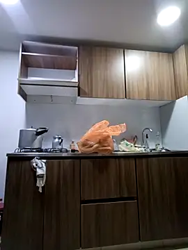 coral smitth online show from December 15, 6:58 pm