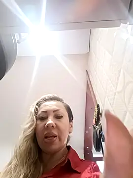 coral smitth online show from April 13, 6:34 pm