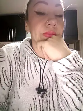 coral smitth online show from March 20, 11:23 pm