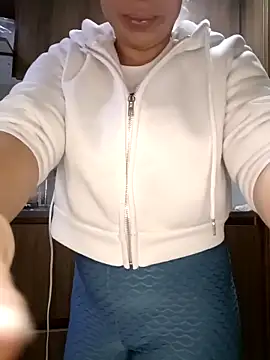 coral smitth online show from February 13, 8:53 pm