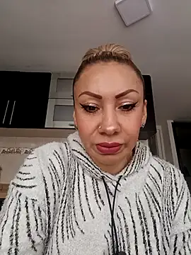 coral smitth online show from March 20, 6:09 pm