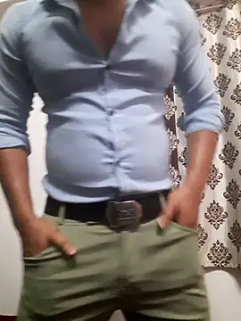 Guyinshortss online show from April 2, 7:53 pm