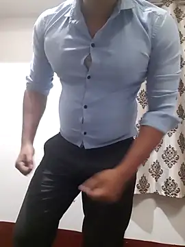 Guyinshortss online show from February 7, 7:11 pm