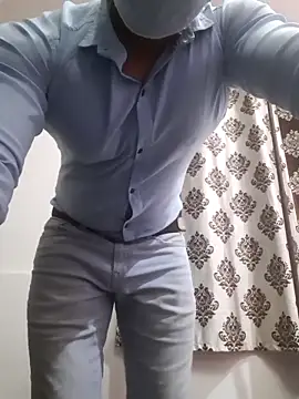 Guyinshortss online show from February 28, 9:03 pm