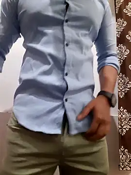 Guyinshortss online show from September 24, 7:53 pm