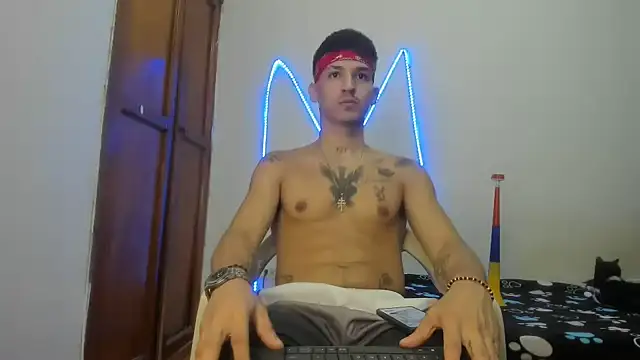 Snapshot of MasterSEX420 chatting on January 10, 1:28 pm MasterSEX420 online show from January 10, 1:28 pm