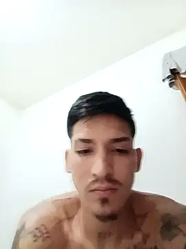 Snapshot of MasterSEX420 chatting on February 10, 2:27 pm MasterSEX420 online show from February 10, 2:27 pm